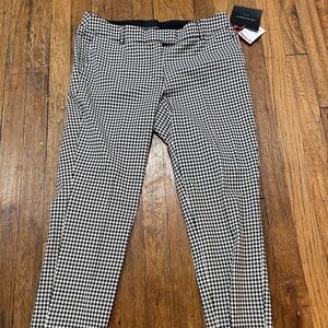 Cynthia Rowley Black and White Houndstooth Leggings